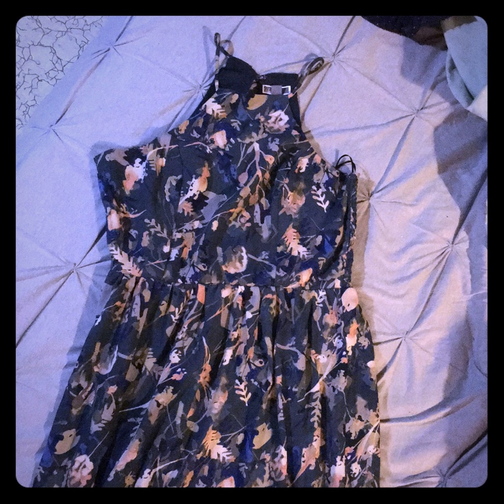 Chelsea28 Formal Dress